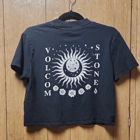 Volcom Black Graphic Crop Top - Picture 2 of 3